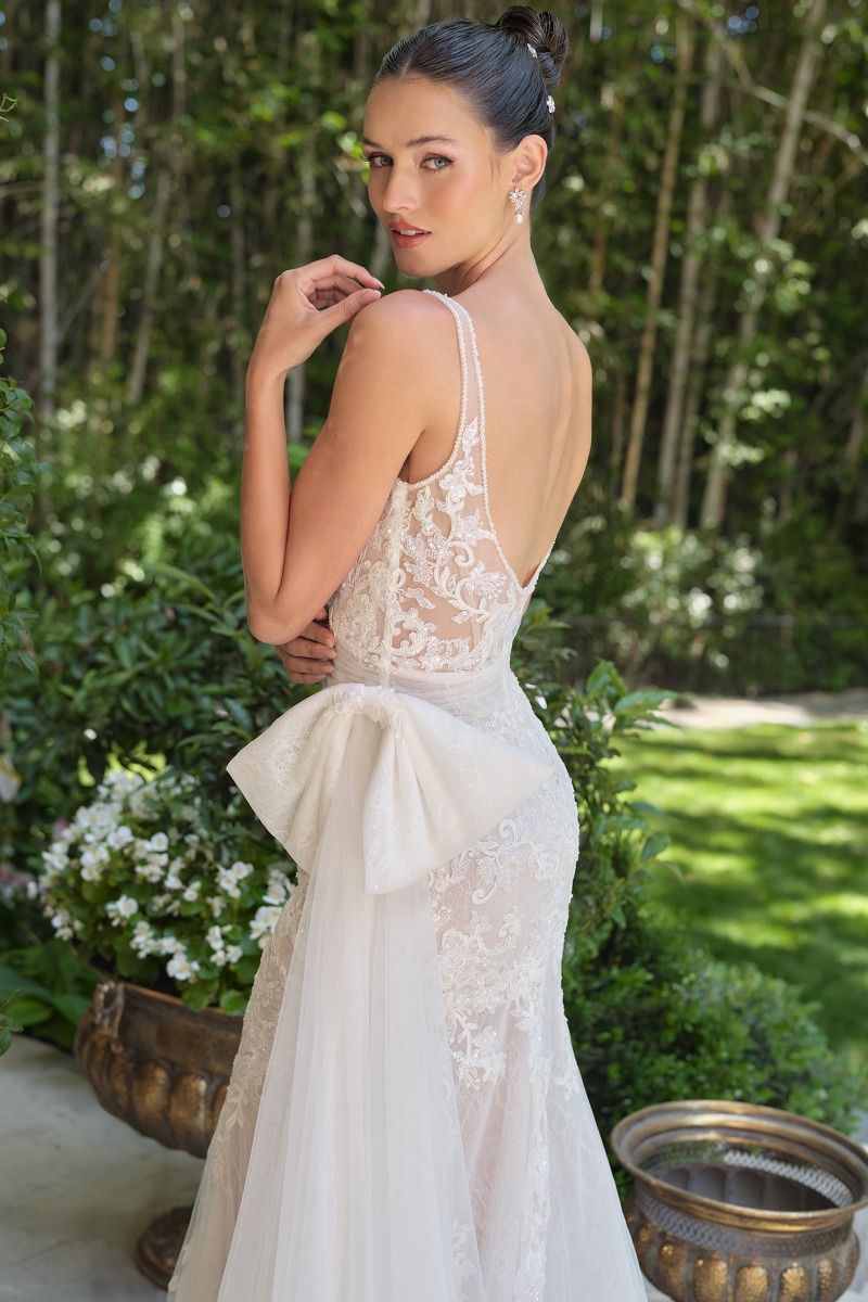 Floral Lace Embellished Maxi Wedding Gown w/ Sweetheart Neckline & Hip Bow CDWL068