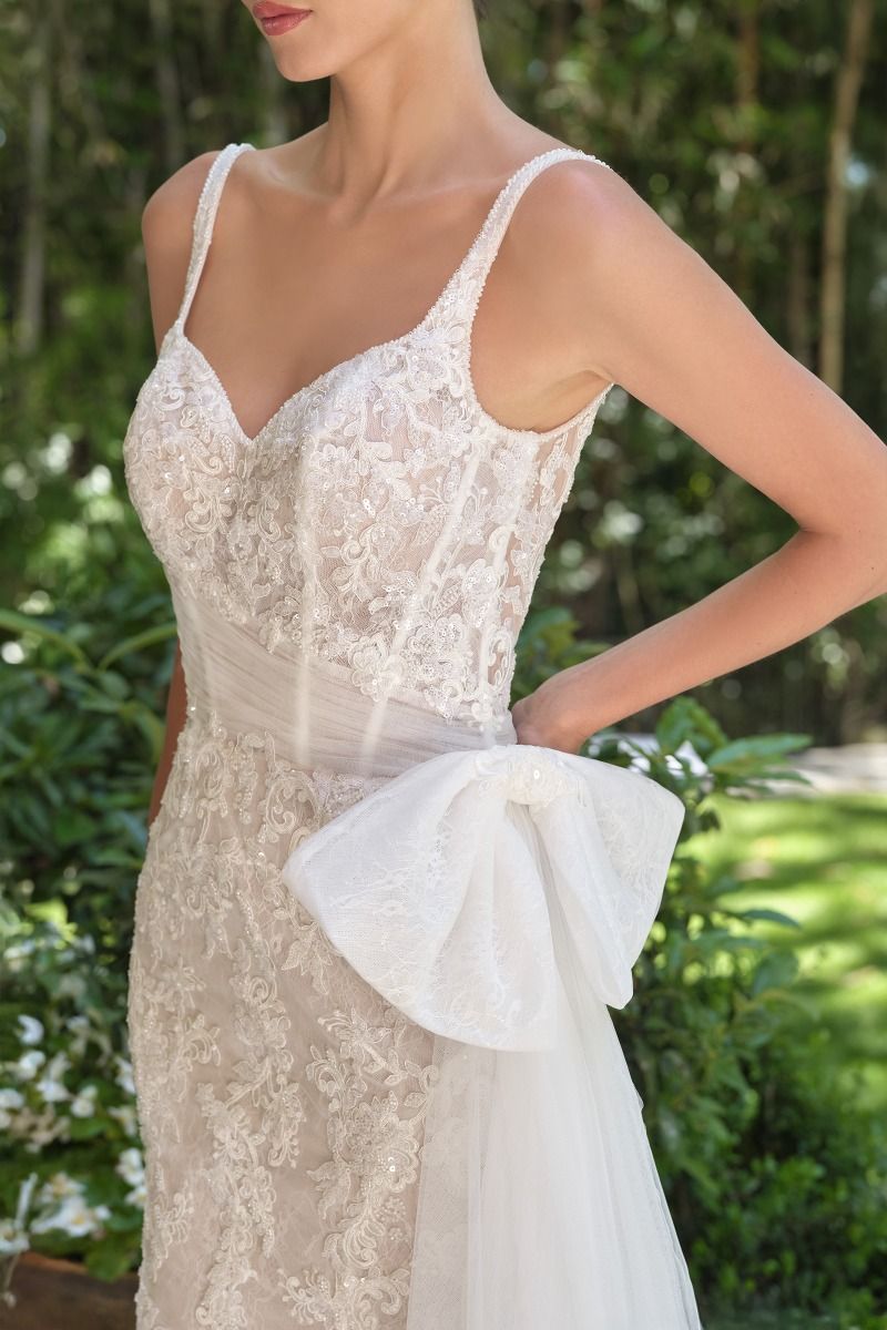 Floral Lace Embellished Maxi Wedding Gown w/ Sweetheart Neckline & Hip Bow CDWL068