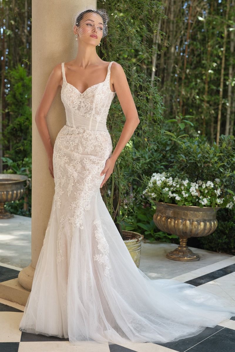 Floral Lace Embellished Maxi Wedding Gown w/ Sweetheart Neckline & Hip Bow CDWL068